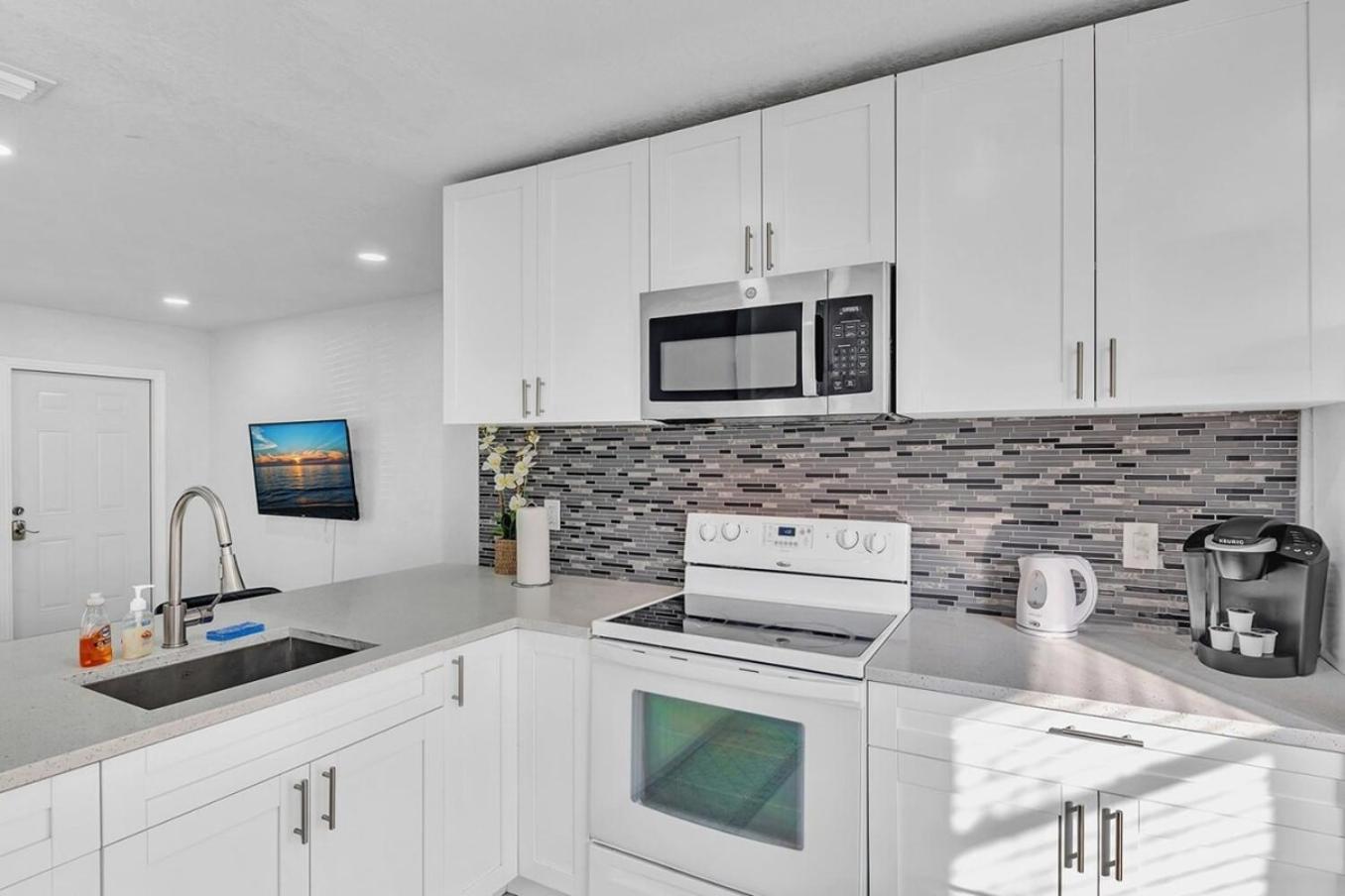 2 Bdrm Modern House Mins From Beach & Casino Hb1 Hallandale Beach Exterior foto