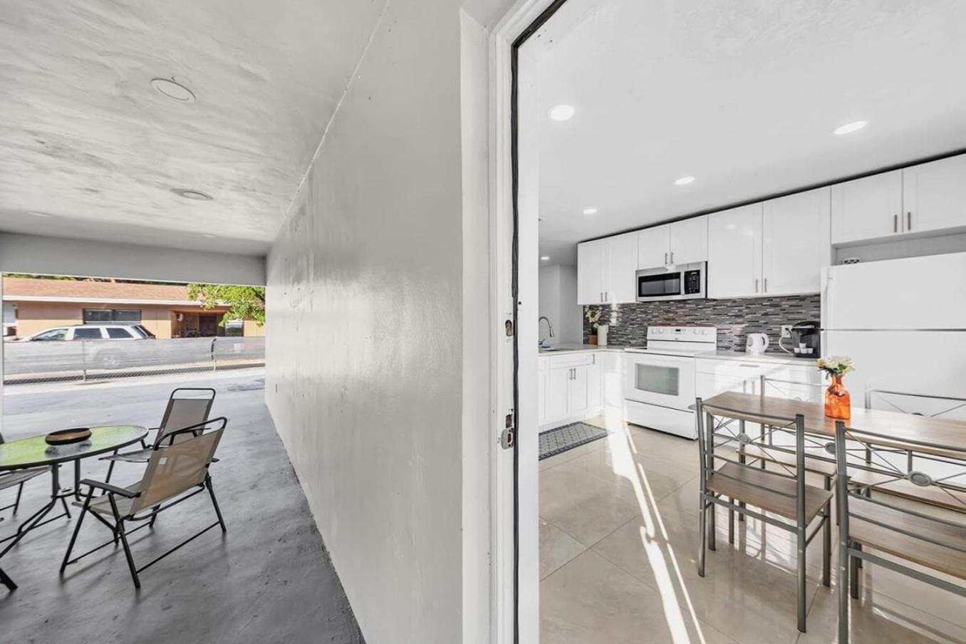 2 Bdrm Modern House Mins From Beach & Casino Hb1 Hallandale Beach Exterior foto